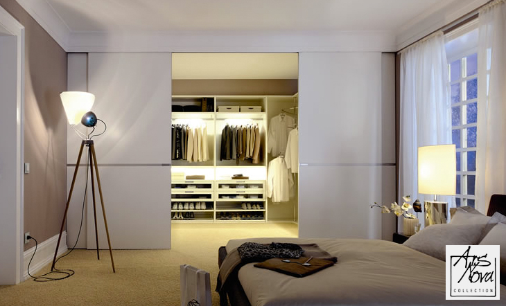 Kleiderschrank