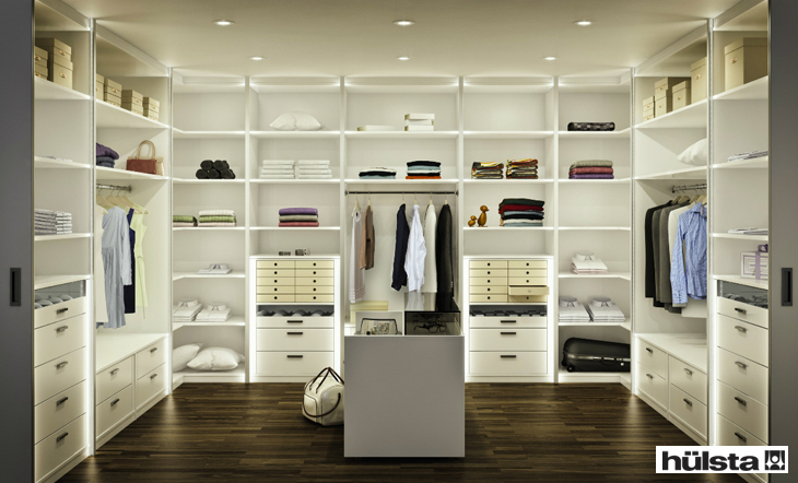 Kleiderschrank
